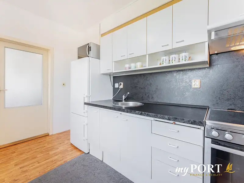 Prodej bytu 3+1 71 m², Hluboká nad Vltavou – náhled fotky 1
