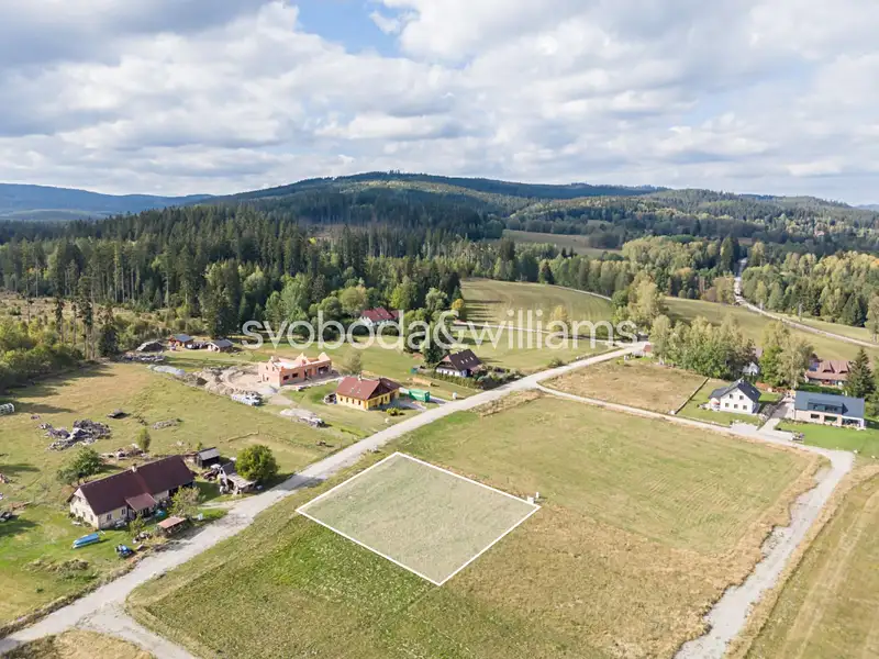 Prodej stavebního pozemku 1194 m², Nová Pec – náhled fotky 1