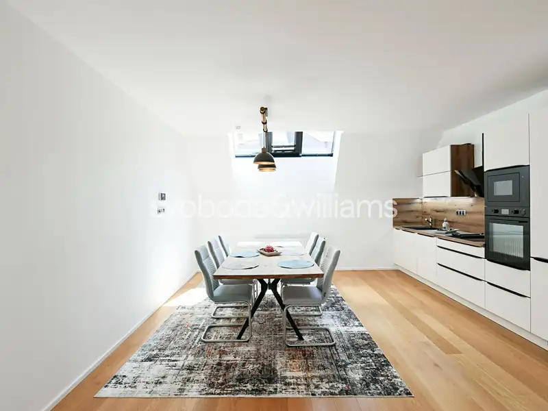 Pronájem bytu 3+kk 94 m², Praha – náhled fotky 2