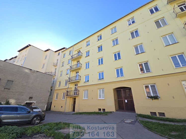 Wohnung 1+1 zum Kauf, 41 m² (16 von 18)
