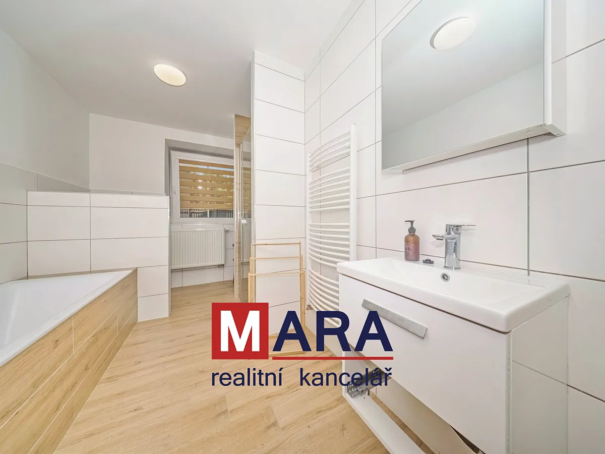 Prodej bytu 4+kk 109 m²