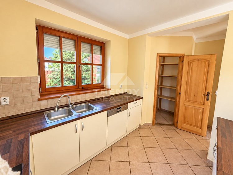 Будинок в оренду, 250 м² (5 з 26)