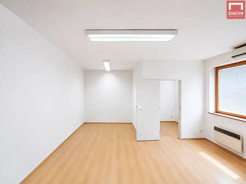 Pronájem bytu 1+1 35 m², Olomouc – náhled fotky 2