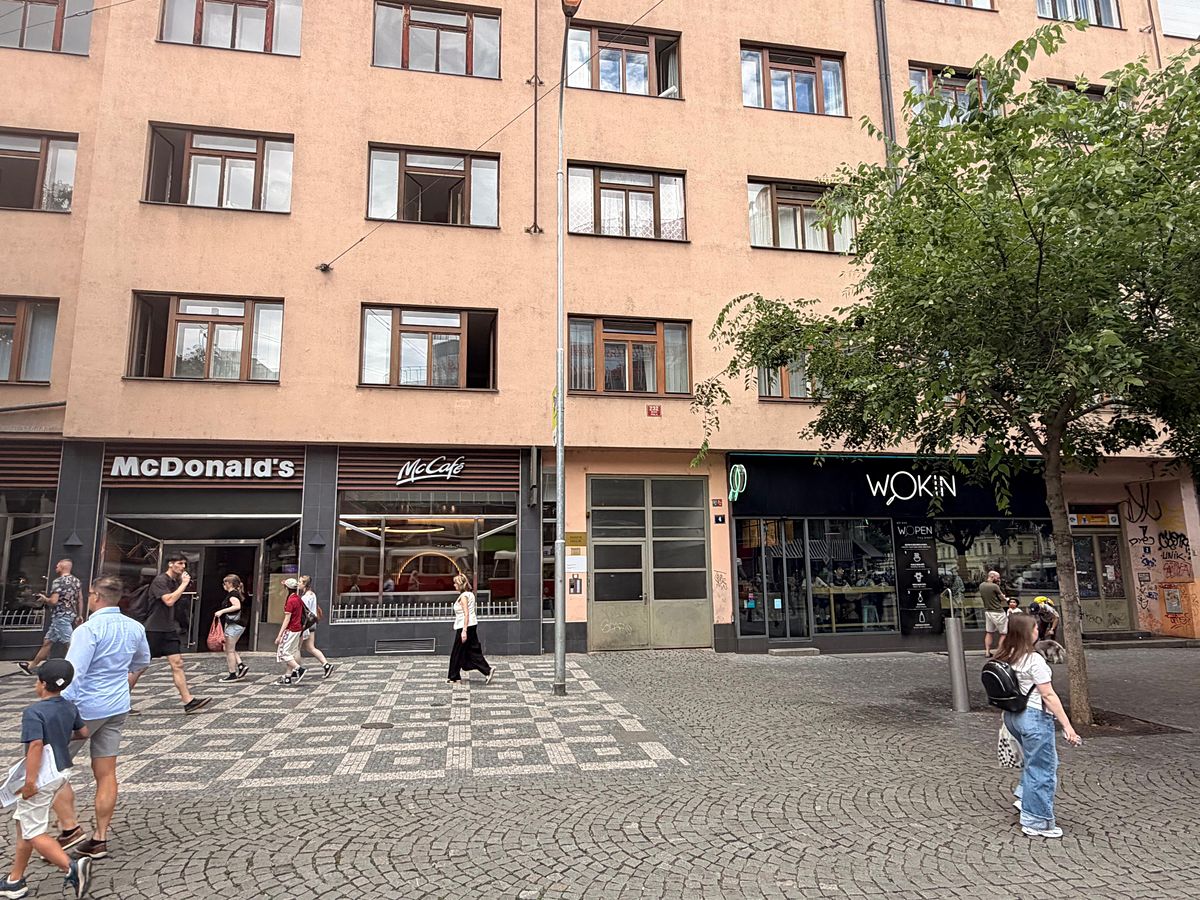 Pronájem bytu 2+kk 45 m², Praha – fotka 1 z 3