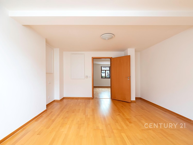 Квартира 4+kk на продаж, 135 м² (9 з 19)