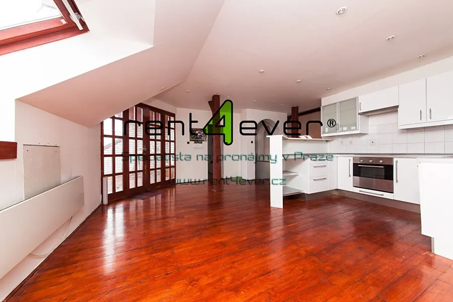 Pronájem bytu 4+kk 150 m²