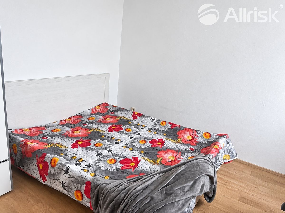 Pronájem bytu 3+1 74 m² – fotografie 4
