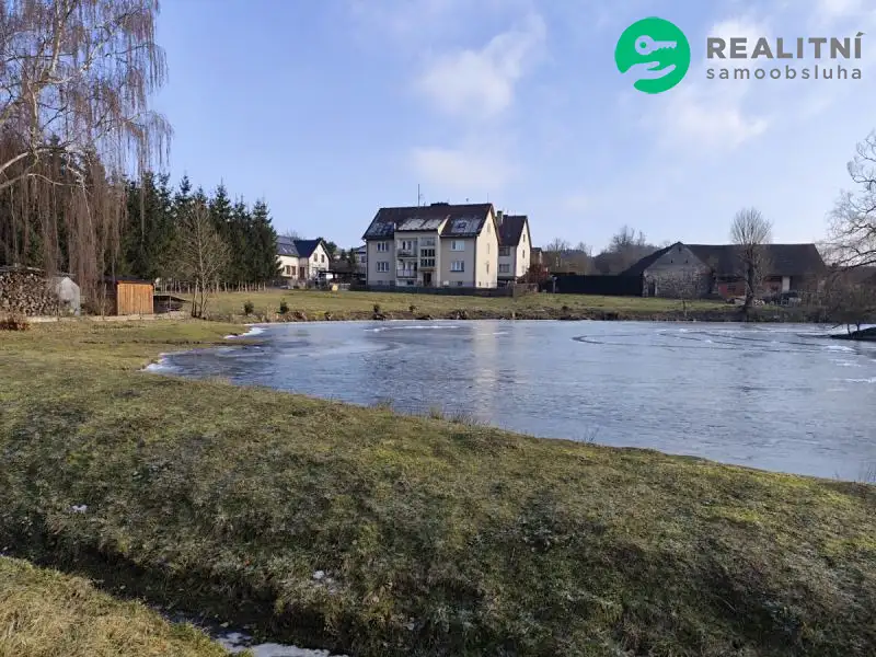 Prodej stavebního pozemku 1600 m², Měčín – náhled fotky 3