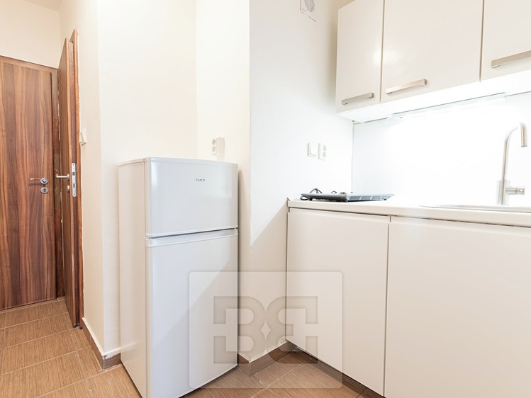 Wohnung 1+1 zur Miete, 20 m² (2 von 6)