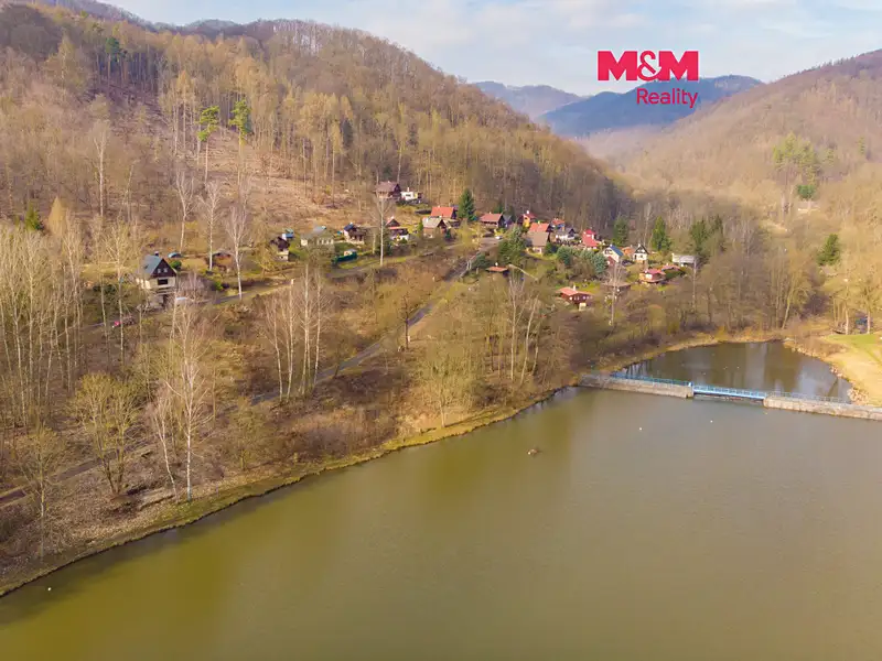 Prodej zahrady 460 m², Povrly – náhled fotky 1
