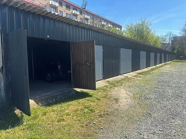Pronájem garáže 16 m², Praha – náhled fotky 2