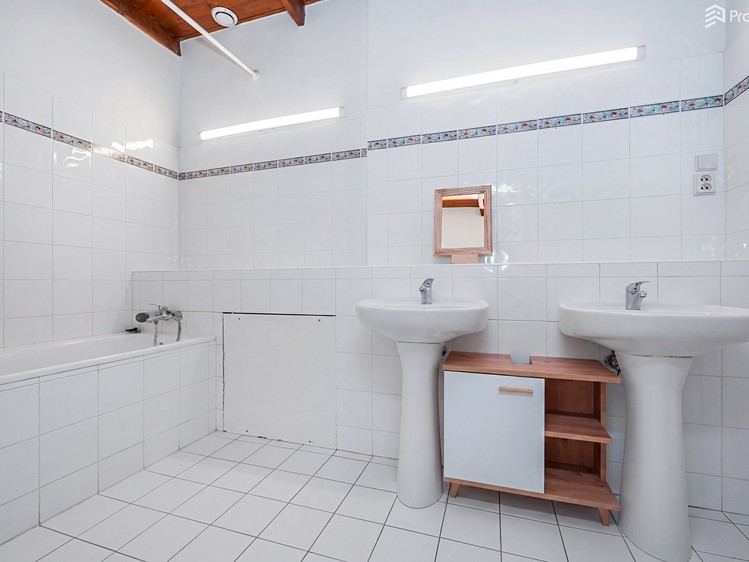 Комерційне приміщення на продаж, 787 м² (14 з 44)