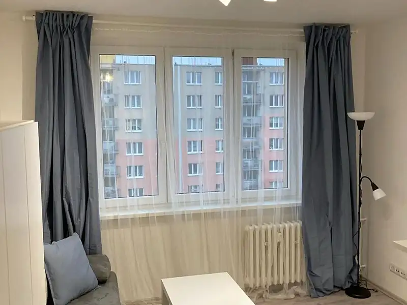 Pronájem bytu 1+kk 19 m², Chodov – náhled fotky 3