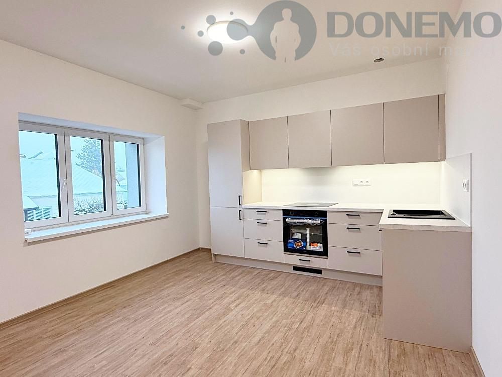 Pronájem bytu 2+kk 43 m²