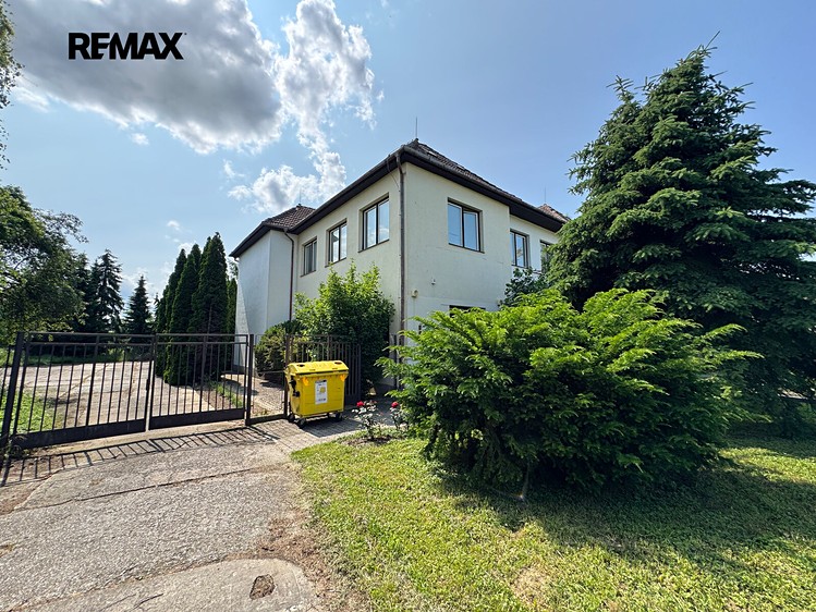 Комерційне приміщення на продаж, 900 м² (46 з 50)