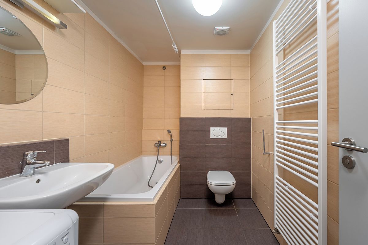 Pronájem bytu 2+kk 50 m² – fotografie 3