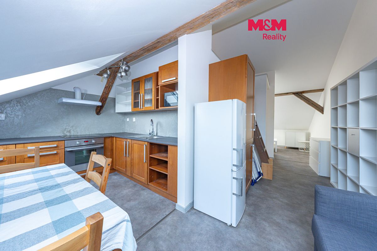 Pronájem bytu 2+1 43 m²