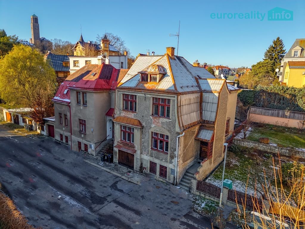 Prodej rodinného domu 218 m², pozemek 191 m², Jablonec nad Nisou – fotka 1 z 3