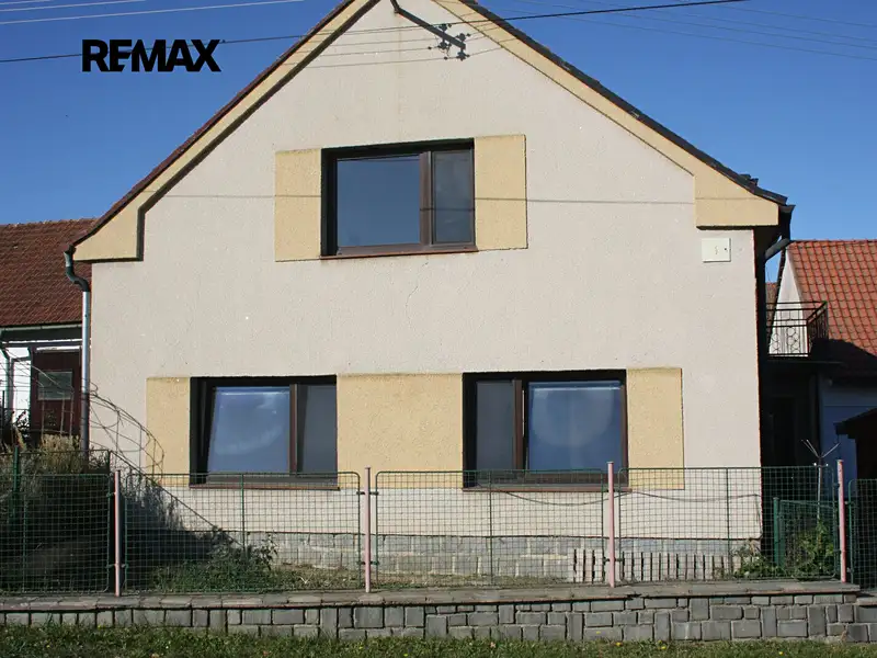 Pronájem rodinného domu 158 m², pozemek 776 m², Bělčice – náhled fotky 1