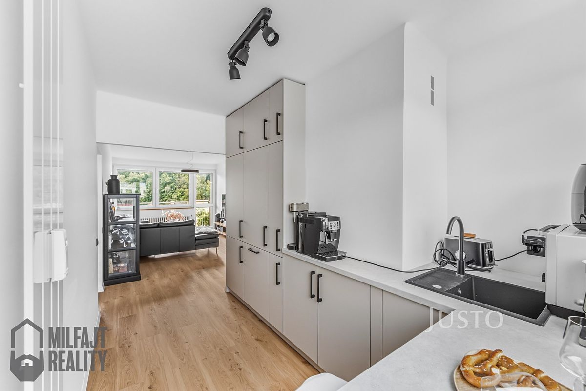 Prodej bytu 3+1 62 m², Liberec – fotka 1 z 3