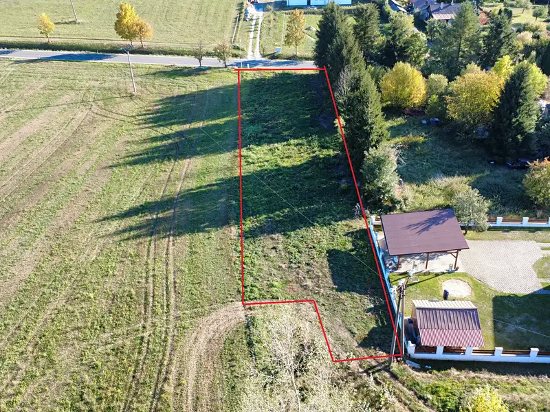 Prodej stavebního pozemku 1393 m², Žichovice – náhled fotky 2