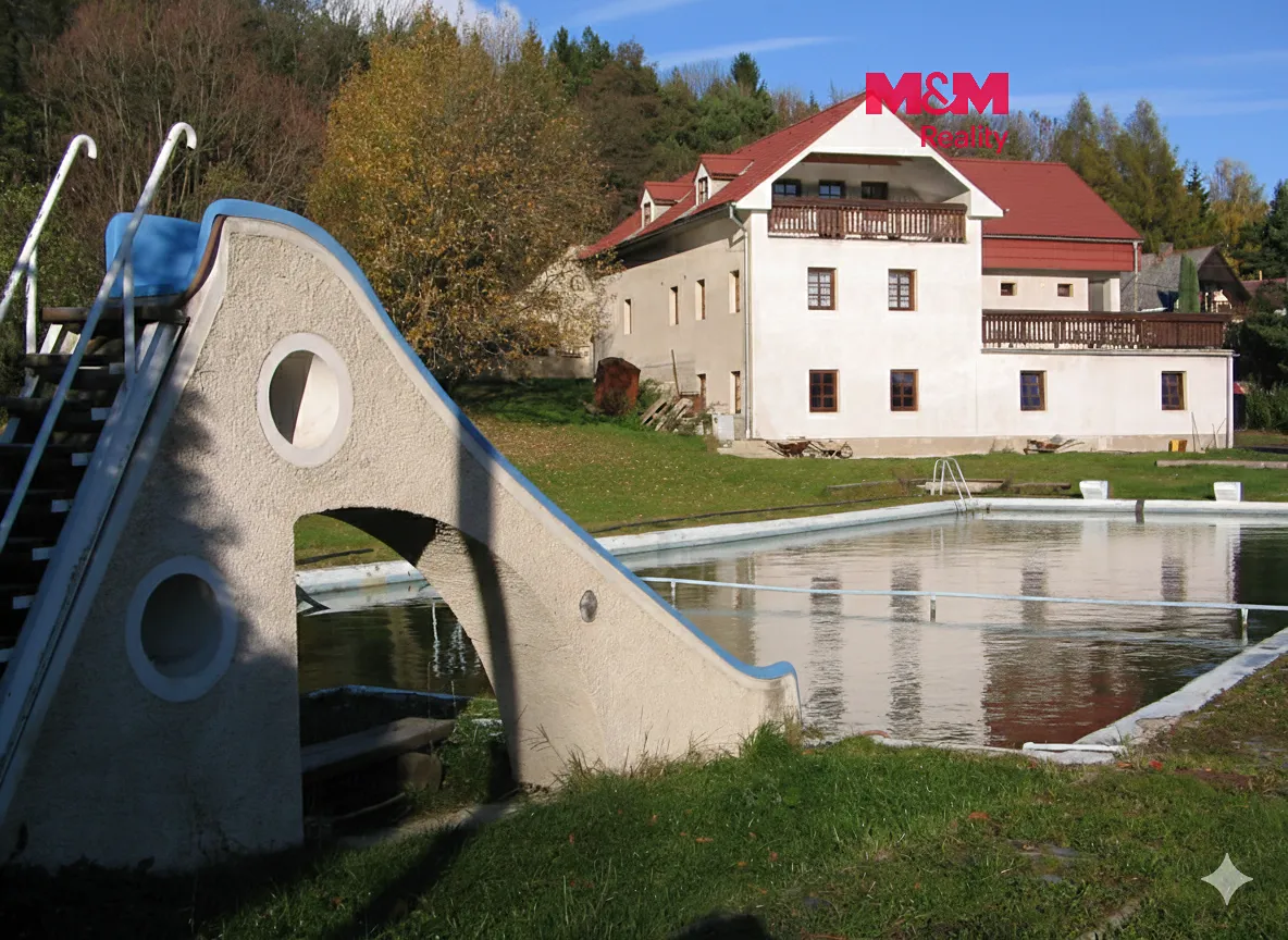Prodej ubytovacího zařízení 850 m²