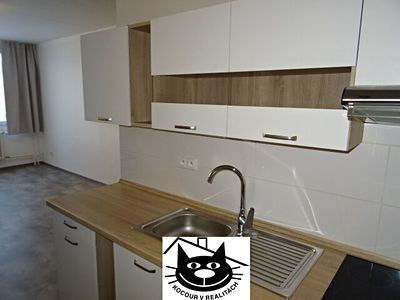 Pronájem bytu 2+kk 40 m²