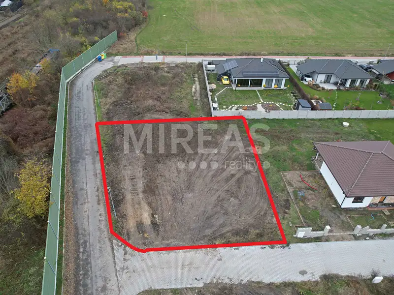 Prodej stavebního pozemku 776 m², Velký Osek – náhled fotky 1