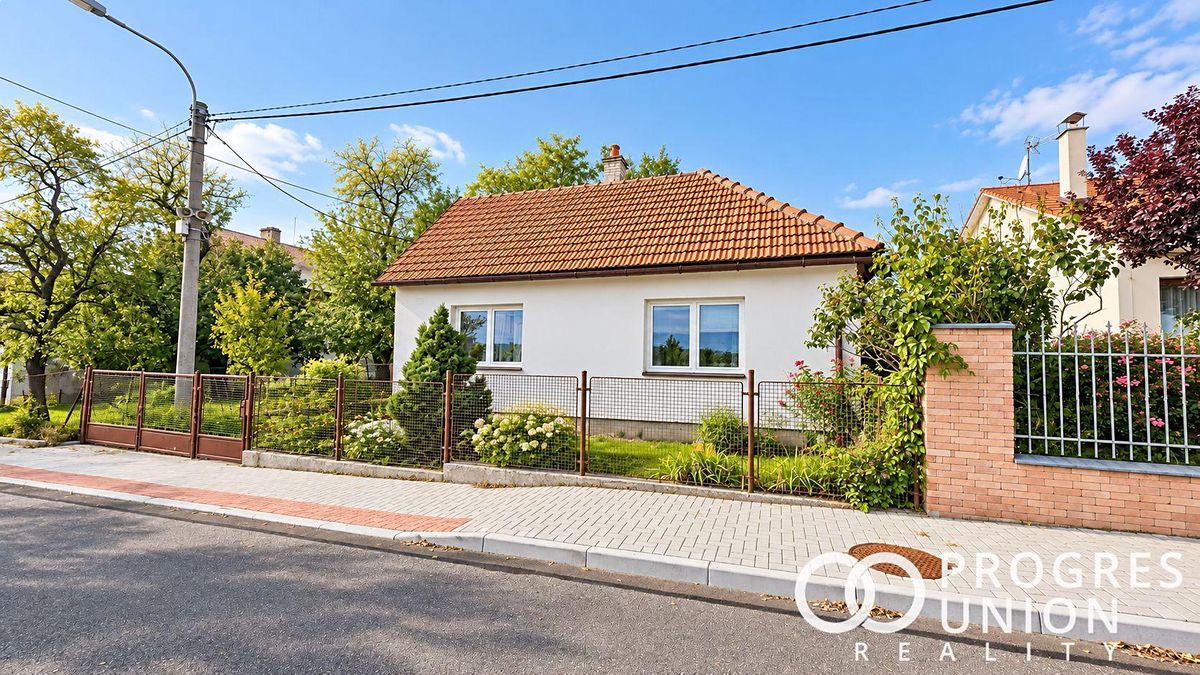 Prodej rodinného domu 132 m², pozemek 580 m² – fotografie 2