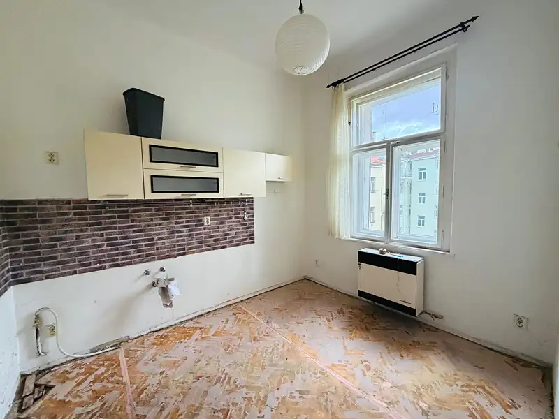 Pronájem bytu 1+1 50 m², Praha – náhled fotky 1