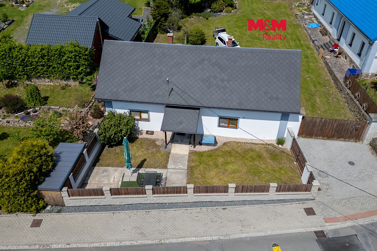 Prodej chalupy 180 m², pozemek 151 m²