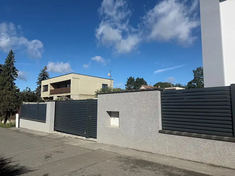 Pronájem bytu 2+1 65 m², Tachlovice – náhled fotky 2