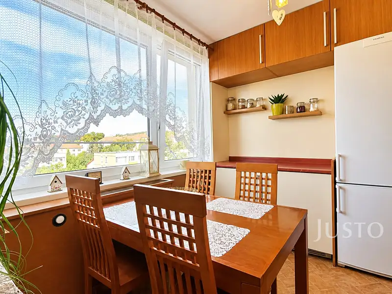 Prodej bytu 3+1 61 m², Písek – náhled fotky 2