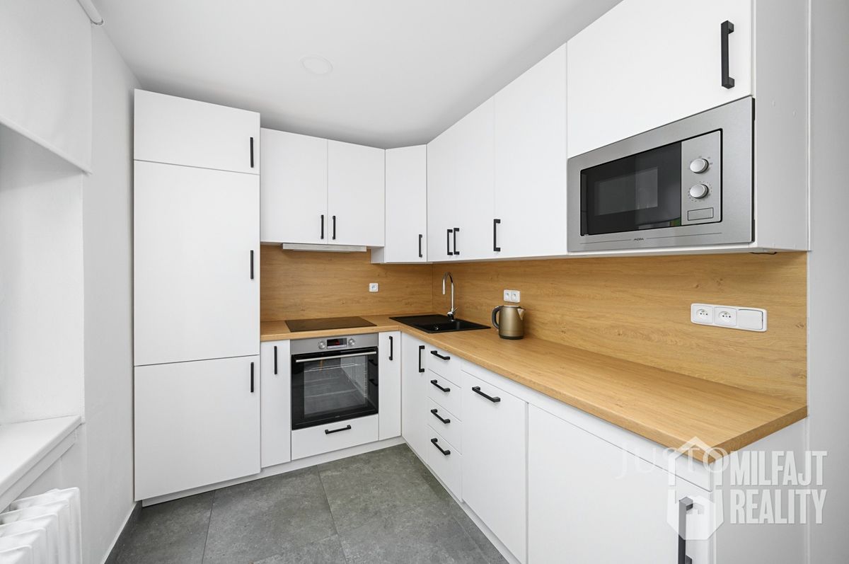 Pronájem bytu 3+1 65 m², Liberec – fotka 1 z 3
