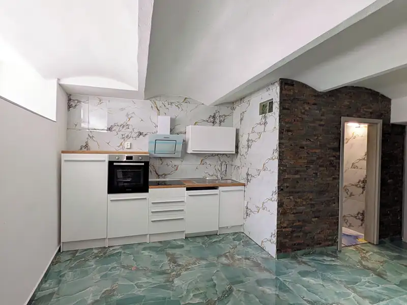 Prodej bytu 1+1 60 m², Jablonec nad Nisou – náhled fotky 1