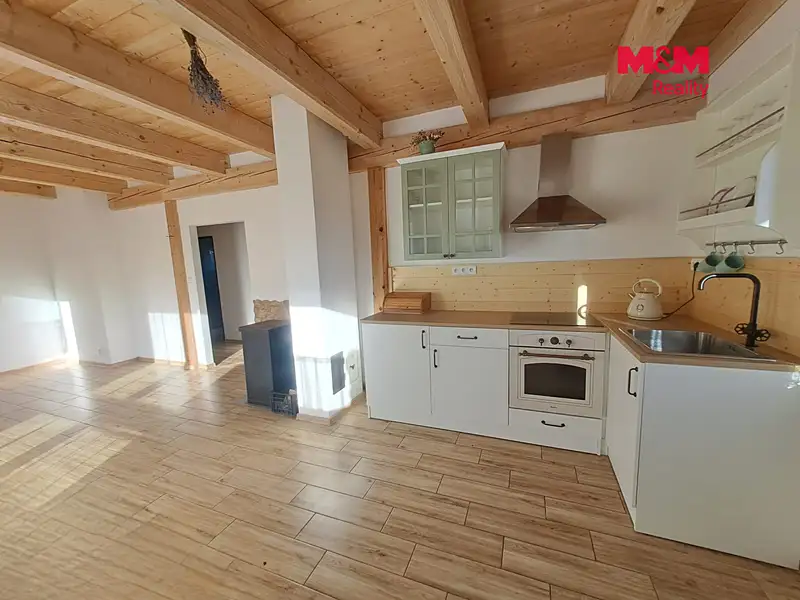 Prodej rodinného domu 100 m², pozemek 1357 m², Bílá – náhled fotky 3