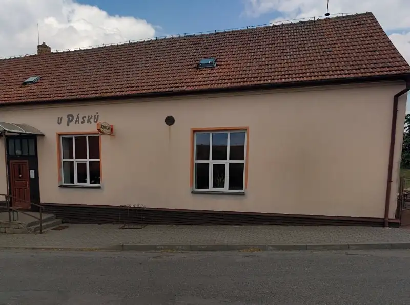 Pronájem restaurace 150 m², Kotvrdovice – náhled fotky 1