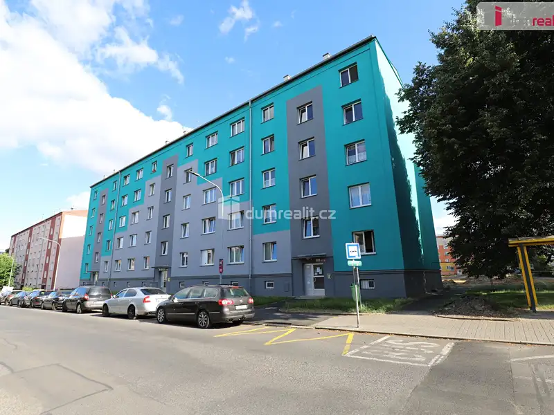 Prodej bytu 3+1 73 m², Cheb – náhled fotky 1