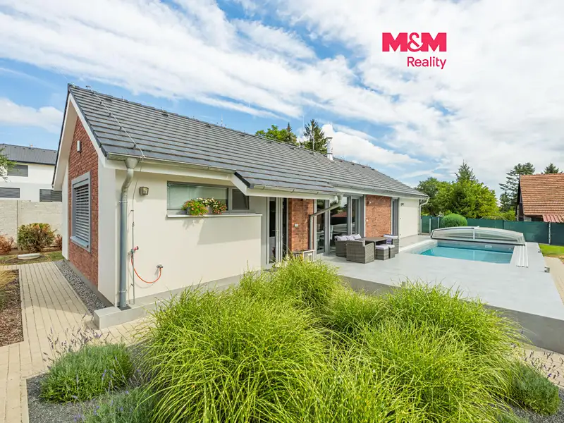 Prodej rodinného domu 102 m², pozemek 1037 m², Hostouň – náhled fotky 1