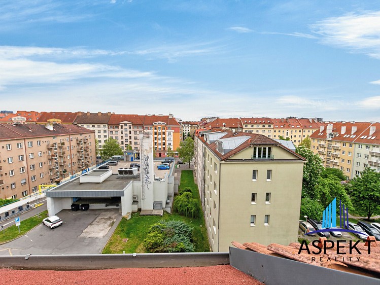 Prodej bytu 4+kk, 94 m² (8 z 19)