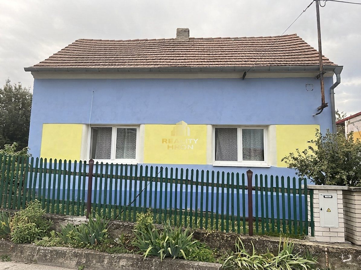 Prodej rodinného domu 148 m², pozemek 2516 m²
