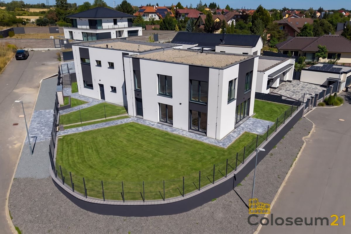 Prodej rodinného domu 160 m², pozemek 400 m², Hřebeč – fotka 1 z 3