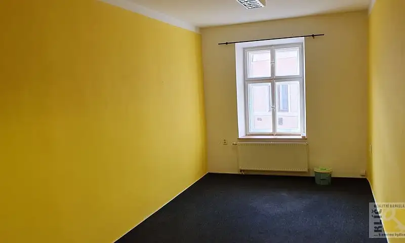 Pronájem kanceláře 19 m², Kroměříž – náhled fotky 3