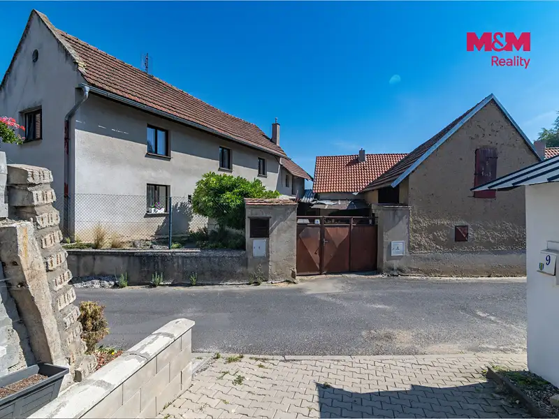 Prodej rodinného domu 120 m², pozemek 238 m², Bechlín – náhled fotky 3