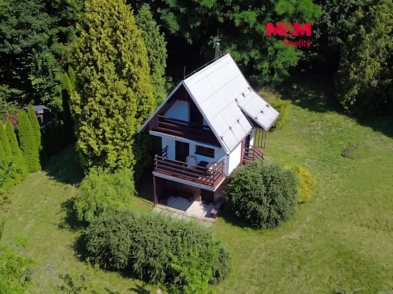 Prodej chaty 36 m², pozemek 1946 m², Šternberk – náhled fotky 1