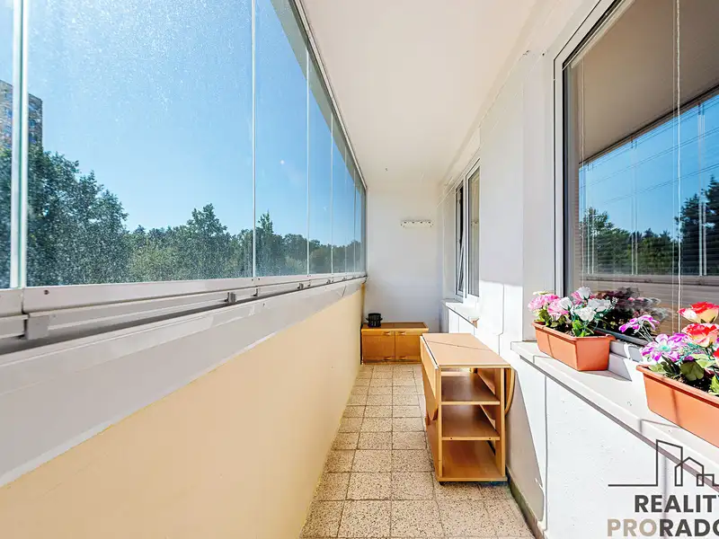 Prodej bytu 3+1 64 m², Praha – náhled fotky 2