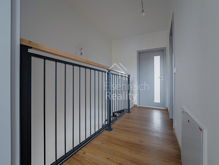 Квартира 3+kk на продаж, 94 м² (17 з 18)