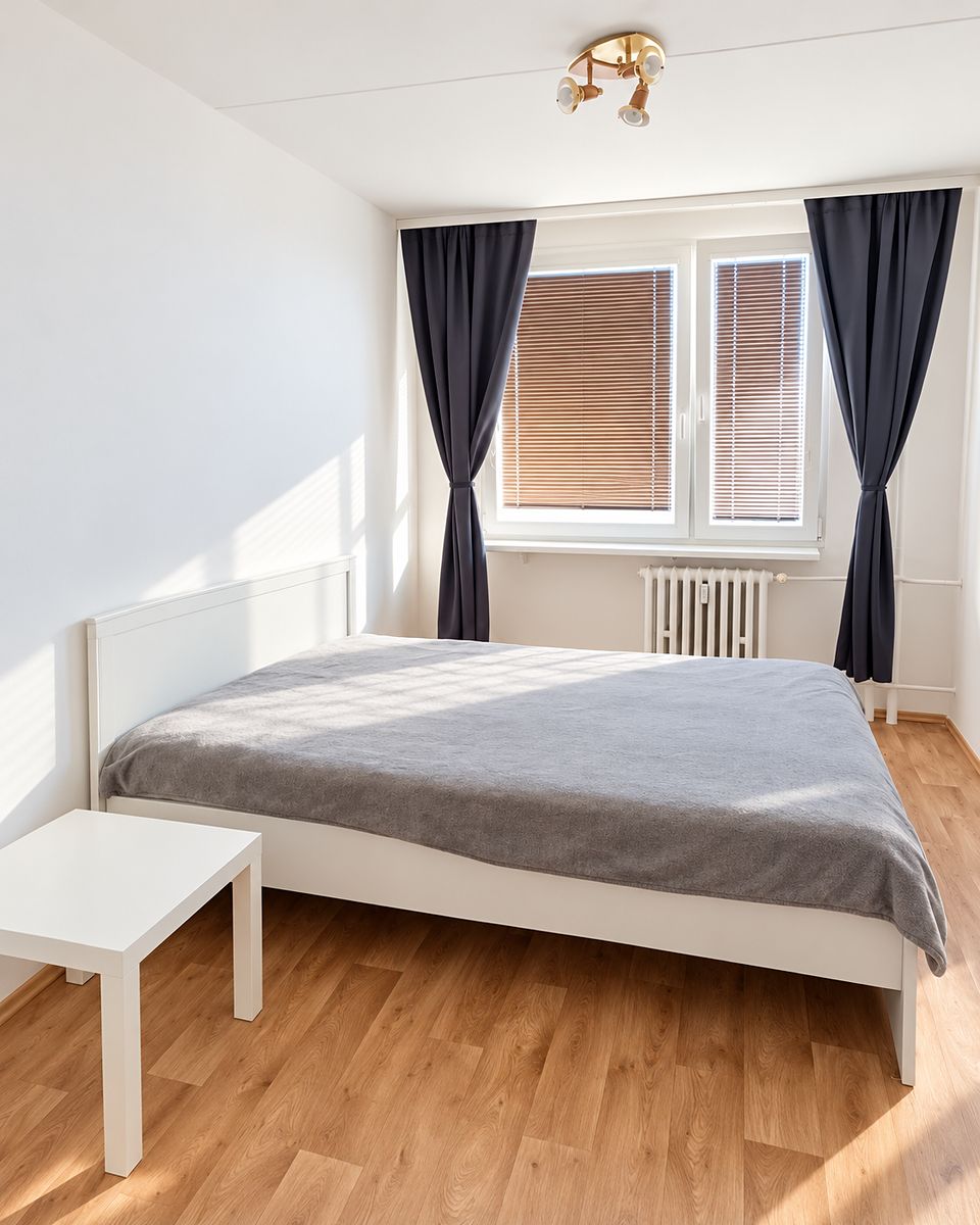 Pronájem bytu 2+kk 43 m² – fotografie 2