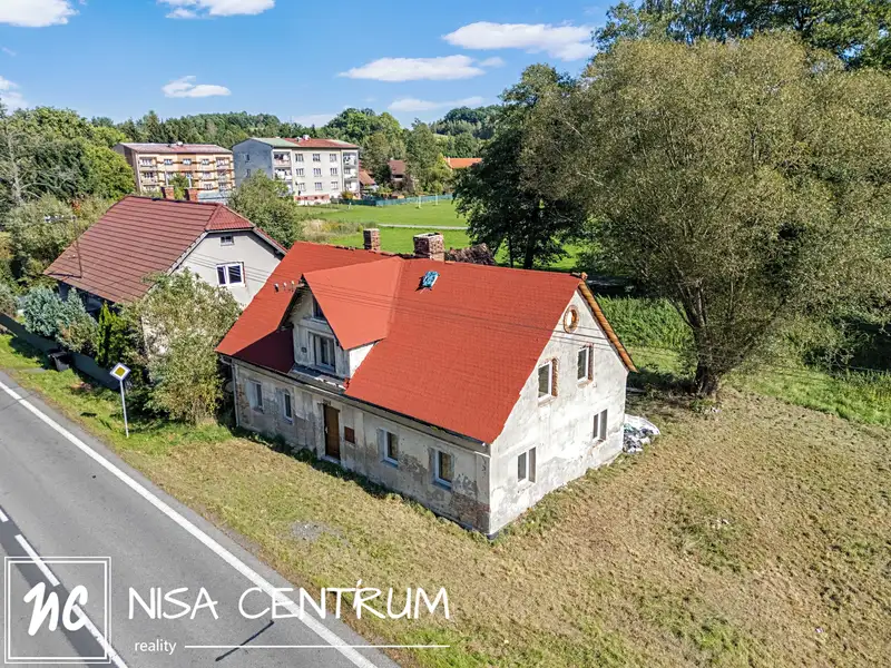 Prodej rodinného domu 150 m², pozemek 1332 m², Bulovka – náhled fotky 1