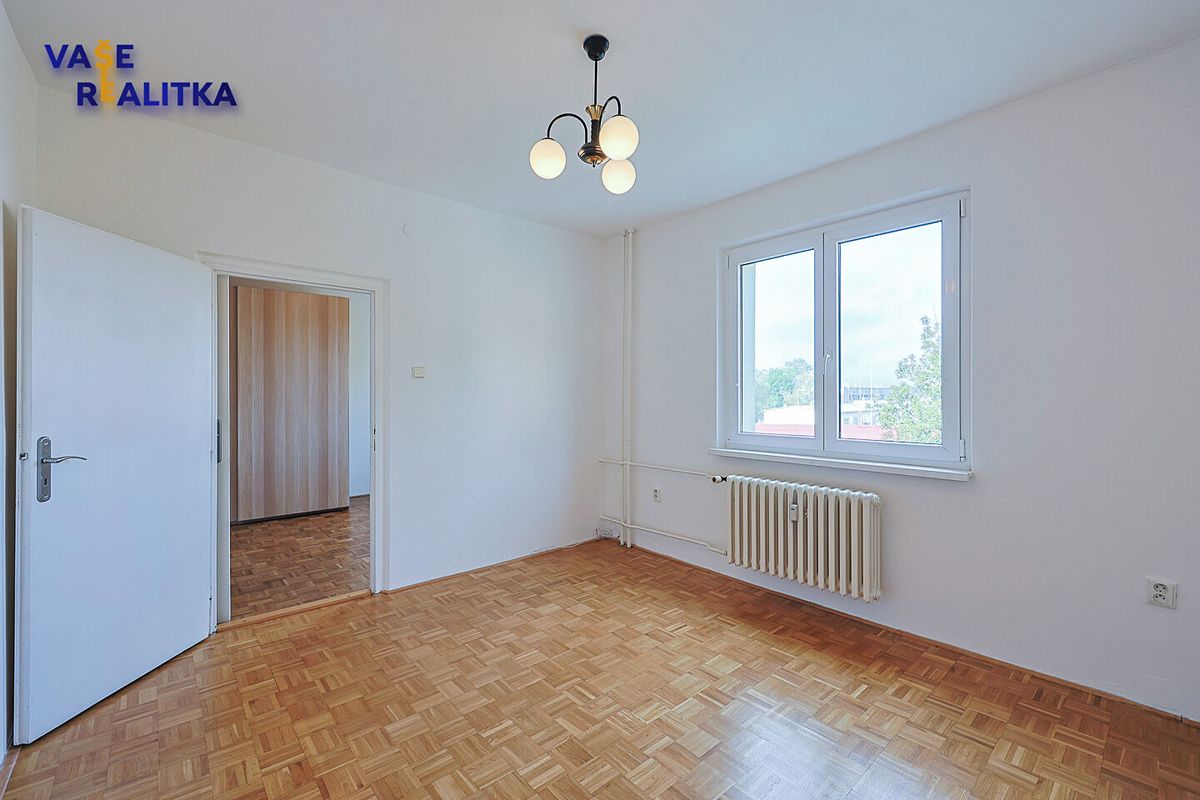 Pronájem bytu 3+1 59 m² – fotografie 3